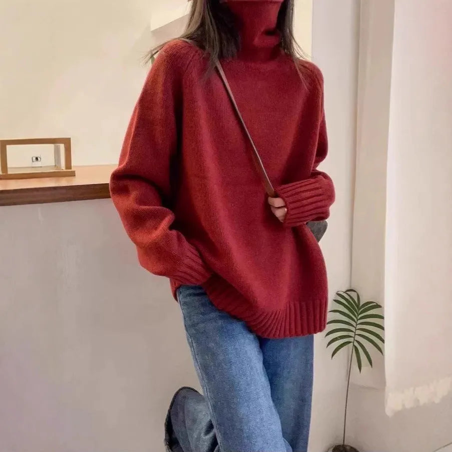 Women's loose fit turtleneck sweater with curling pile collar in thick polyester fabric