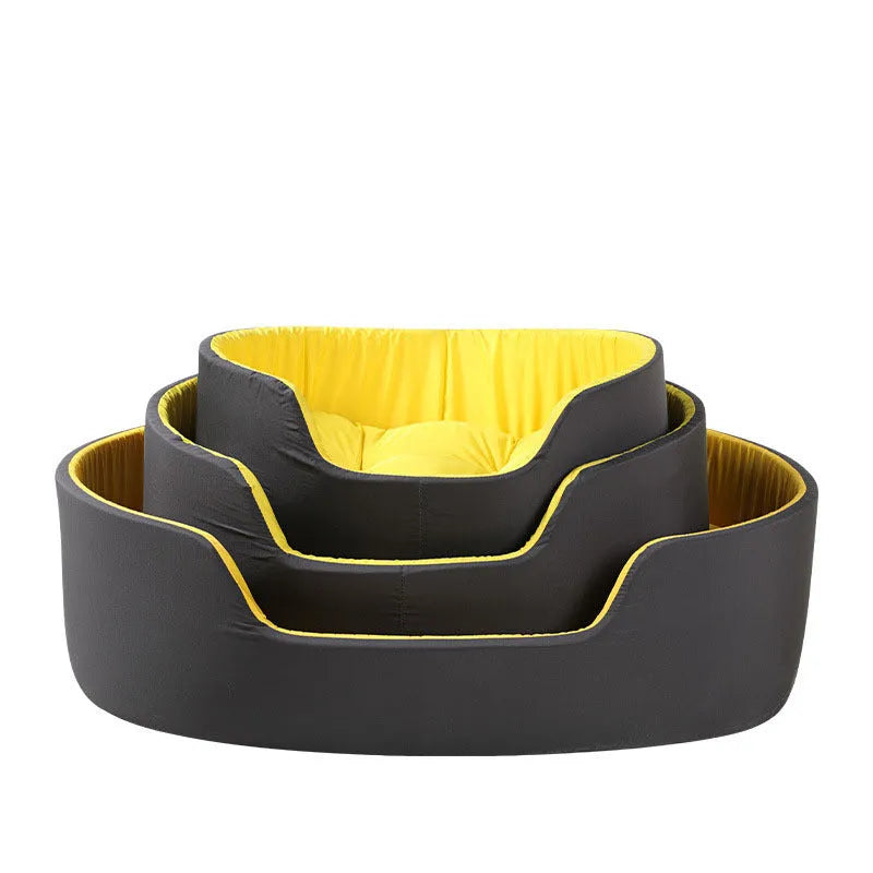 Washable cloth pet kennel for dogs and cats in black or green, shown in S, M, and L sizes.