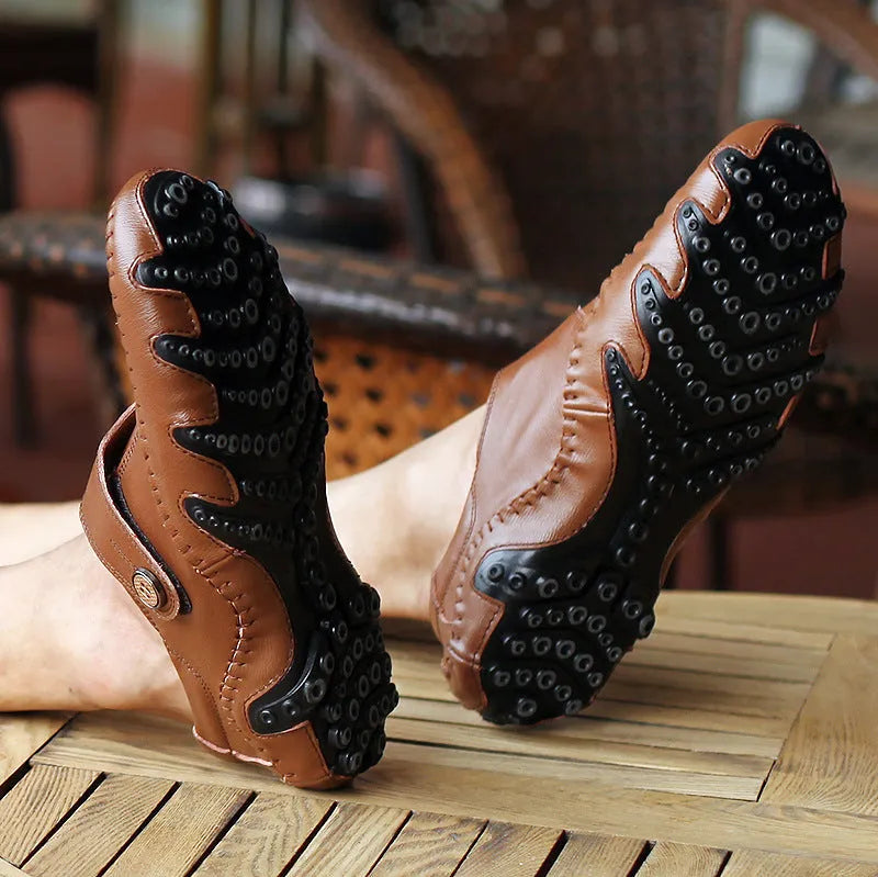 Men's Korean fashion casual leather shoes with microfiber upper, front lace, round toe, low heel, black colour
