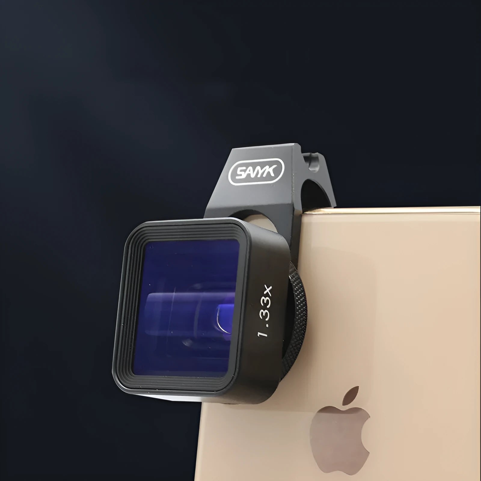 SANYK black anamorphic smartphone lens for cinematic 2.40:1 widescreen video recording