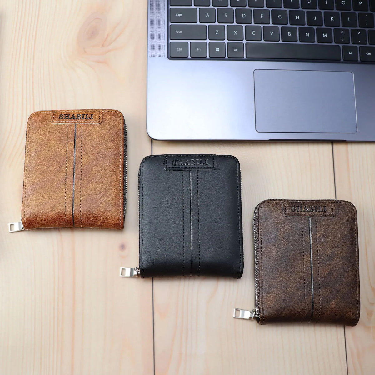 Fashion Men's short wallet in horizontal shape with zippered closure, PU leather, Black colour, multi-card compartments