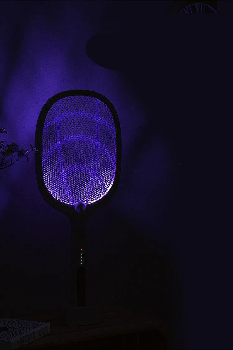 Rechargeable electric mosquito swatter with USB charging cable and 3000V grid for insect control