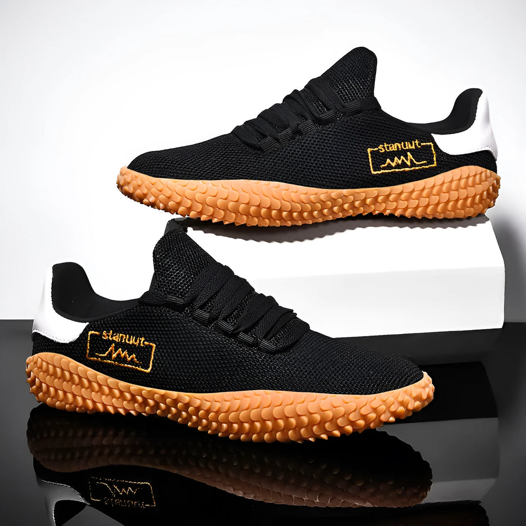 Men's breathable woven flying casual shoes in army green with rubber sole, low heel 1-3cm