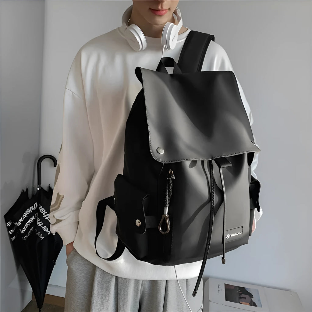 Large-capacity Ins backpack locomotive school bag in Oxford cloth with colour-contrast design for students