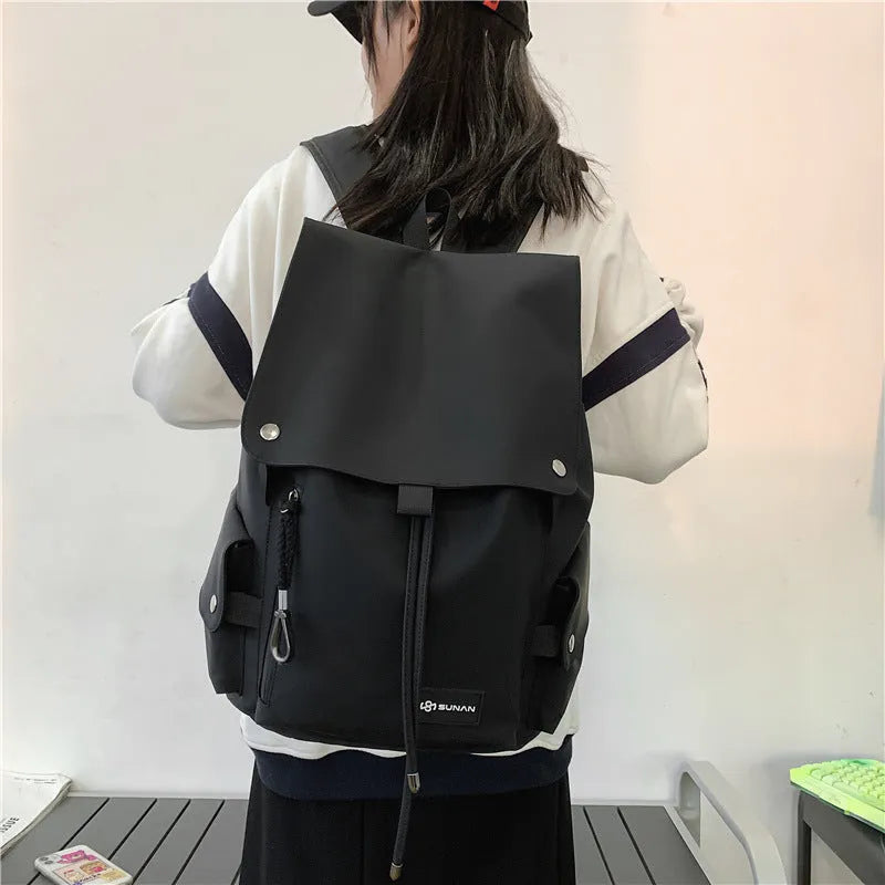 Large-capacity Ins backpack locomotive school bag in Oxford cloth with colour-contrast design for students
