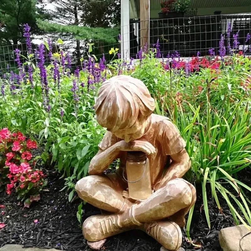 Brown natural resin tabletop garden statue with little boy sculpture decoration