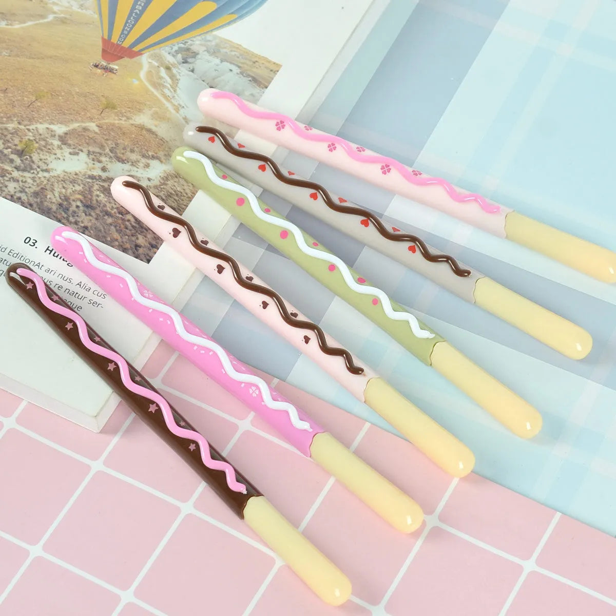 Korean soft gel chocolate stick scented needle tube gel pen with 0.5mm tip and strawberry fragrance