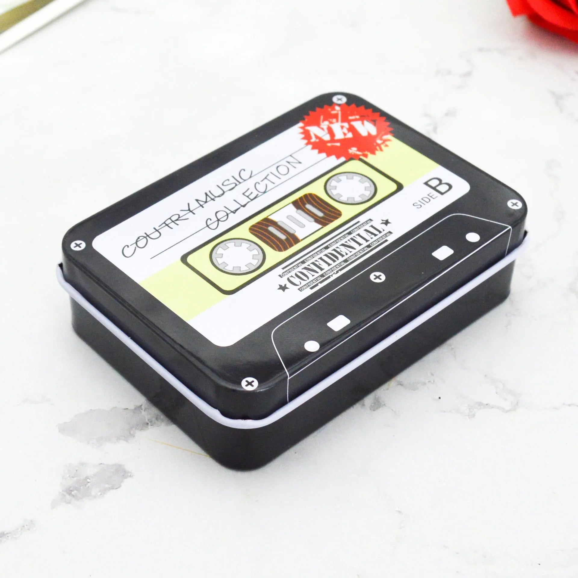 Creative tinplate storage box square 90x65x25mm with black dots design for jewellery and cards