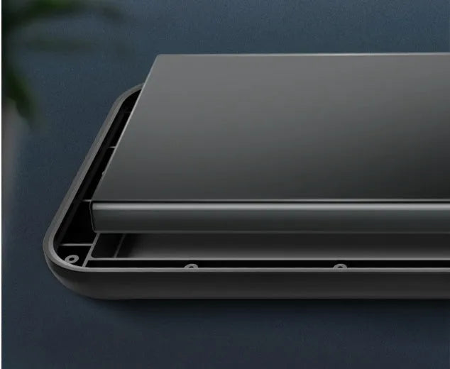 Black ultra-thin TPU soft case wireless back clip battery for iPhone 12 phones, showing clip and multi-U port.