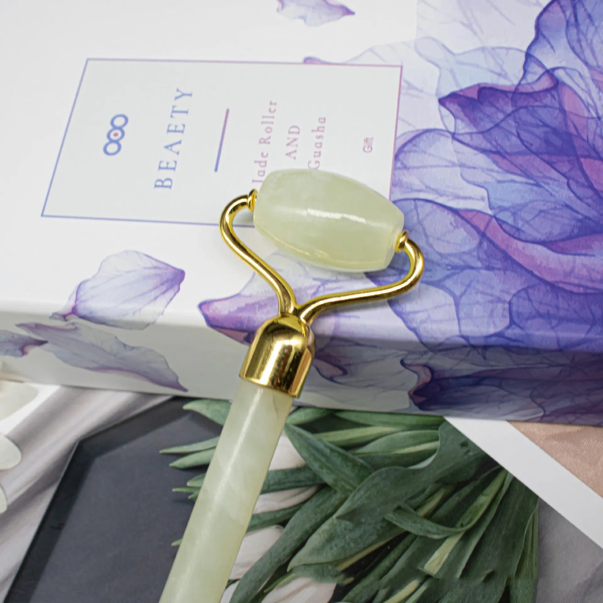 Natural green Jiayu stone double-head jade roller massager with geometric shape