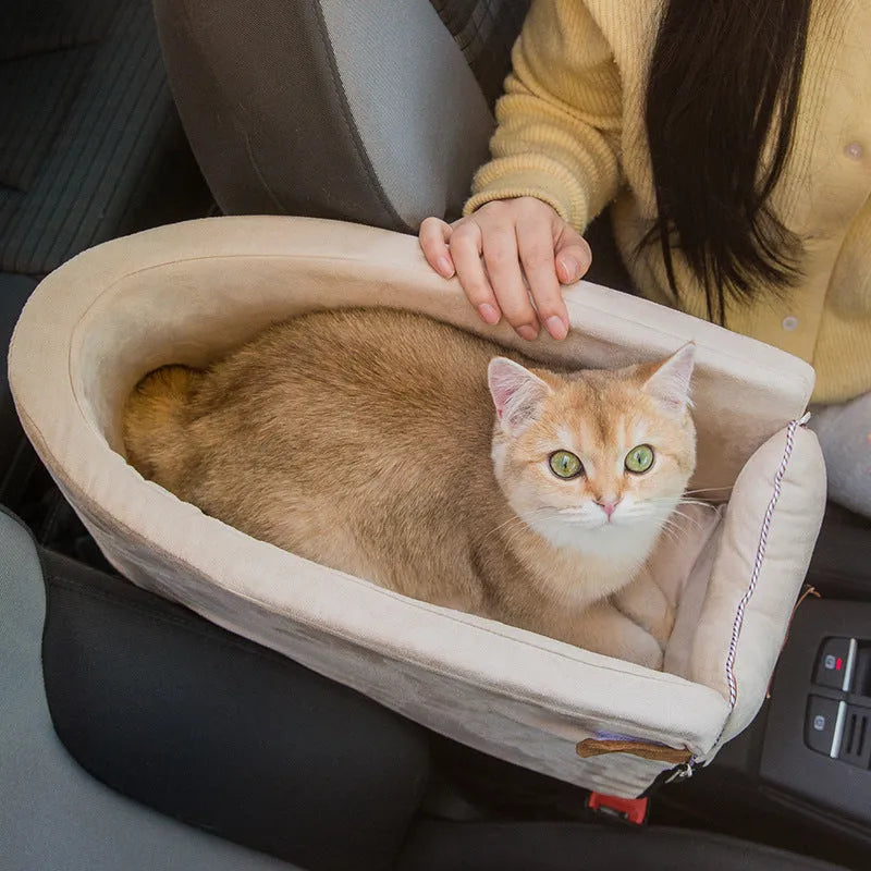 Beige dog car seat pet carrier with zipper and safety buckle for small dogs on car seat