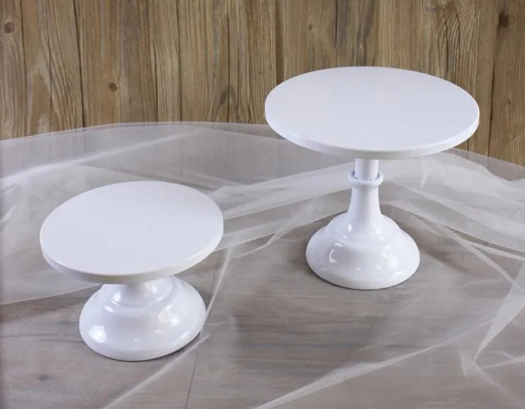 Three-tier dessert tray with short, medium, and high sections in 25cm diameter