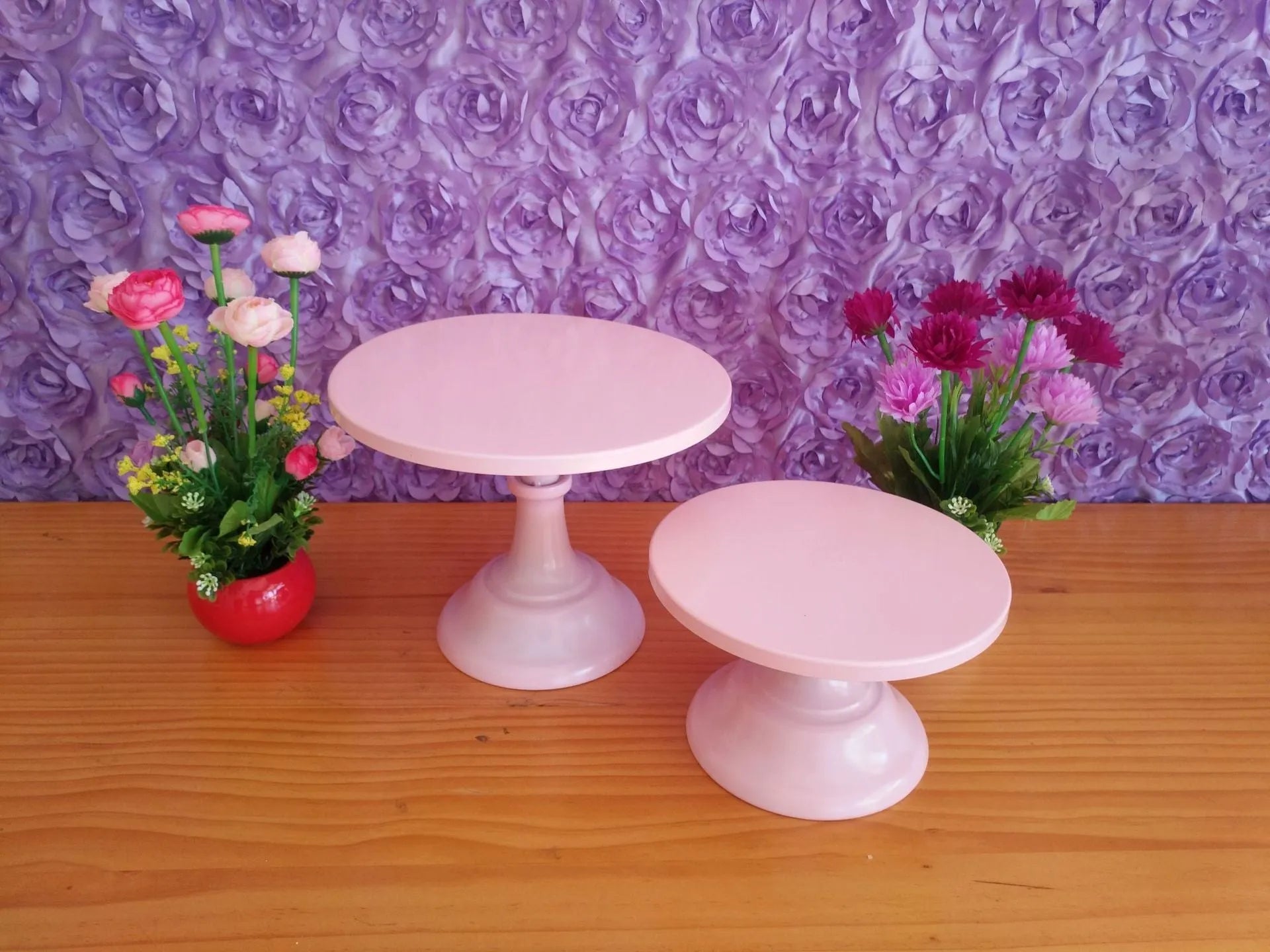 Three-tier dessert tray with short, medium, and high sections in 25cm diameter