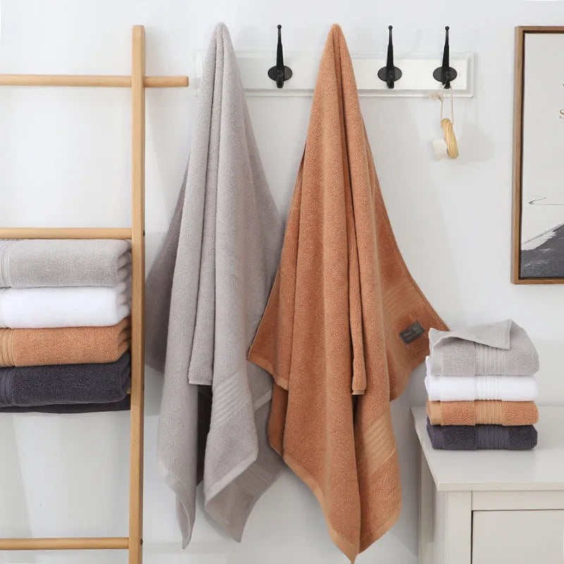 Pure cotton 500g bath towel in white, thickened soft absorbent, 70x140 cm