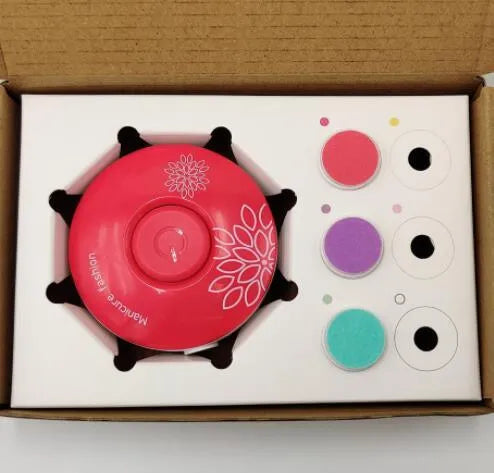Red or green baby electric nail polisher with three grinding heads for newborn nail care