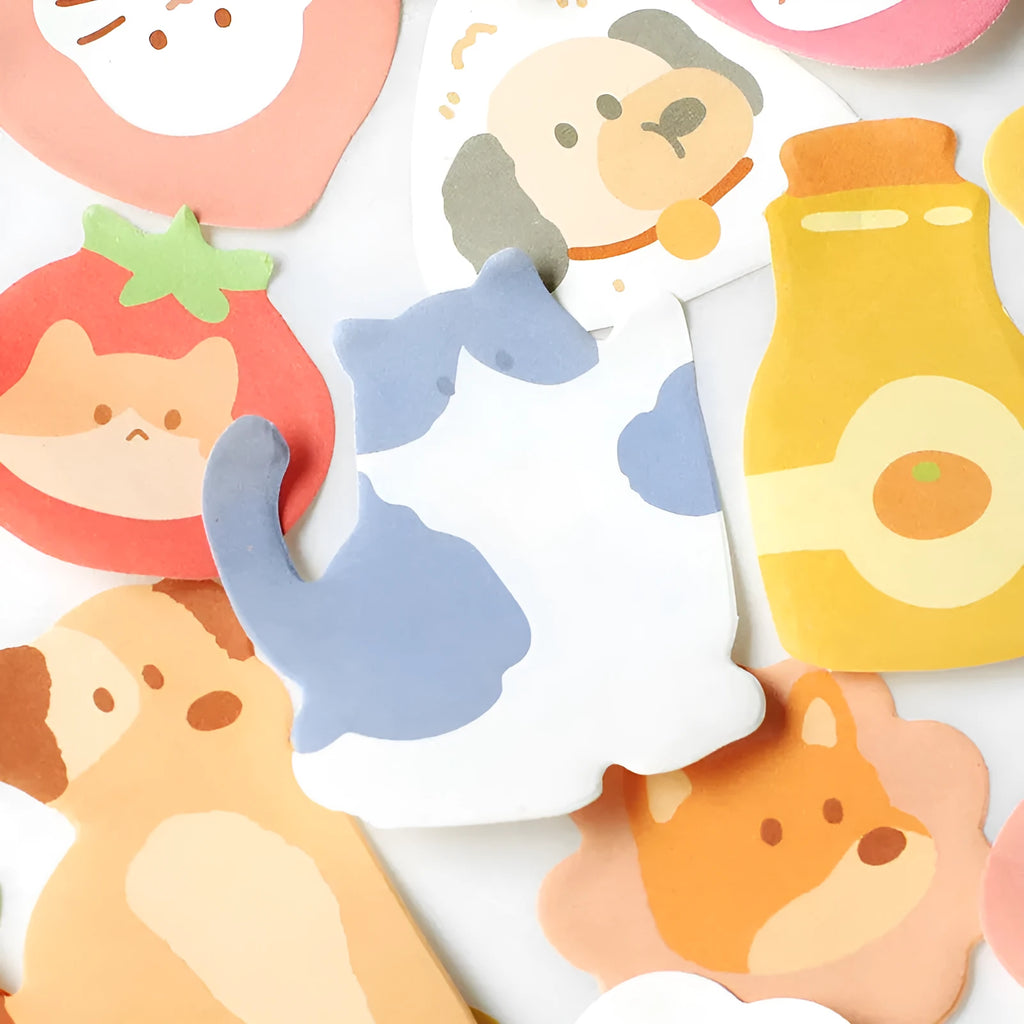 Small animal shaped sticky note set with 90 pages in six colourful cover designs