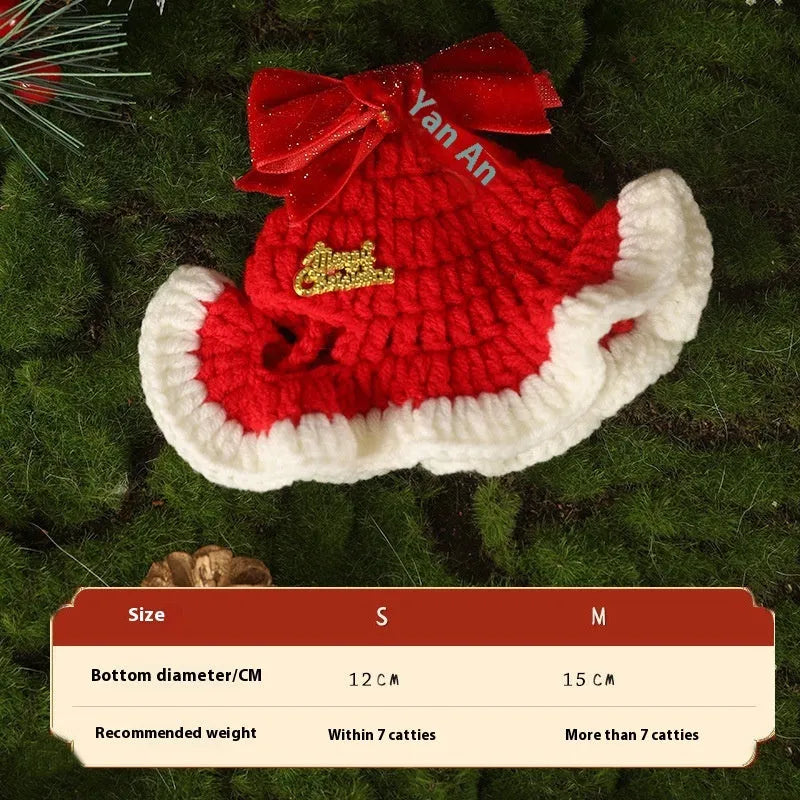 Christmas pet scarf collar with wool construction and festive patterns for dogs and cats