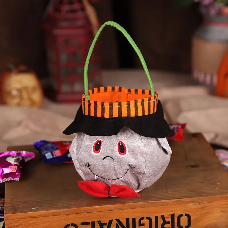 Square 16cm Halloween candy bag with pumpkin, witch, vampire, or black cat design.