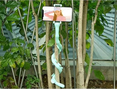Flexible 62cm phone holder with gooseneck arm and suction cup base in black colour