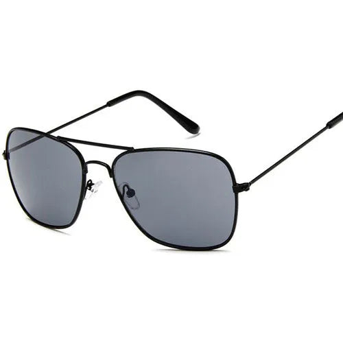 Retro anti-UV square sunglasses with resin lens in green and grey colours unisex