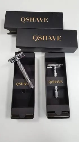 Superior Double Edged Safety Razor kit with handle, blade and storage box
