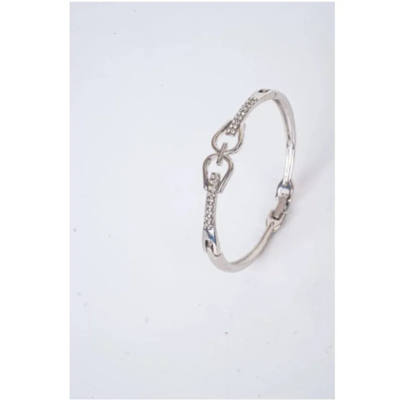Zinc alloy simple ladies' bracelet with electroplated finish, bow and heart motifs, rose gold colour