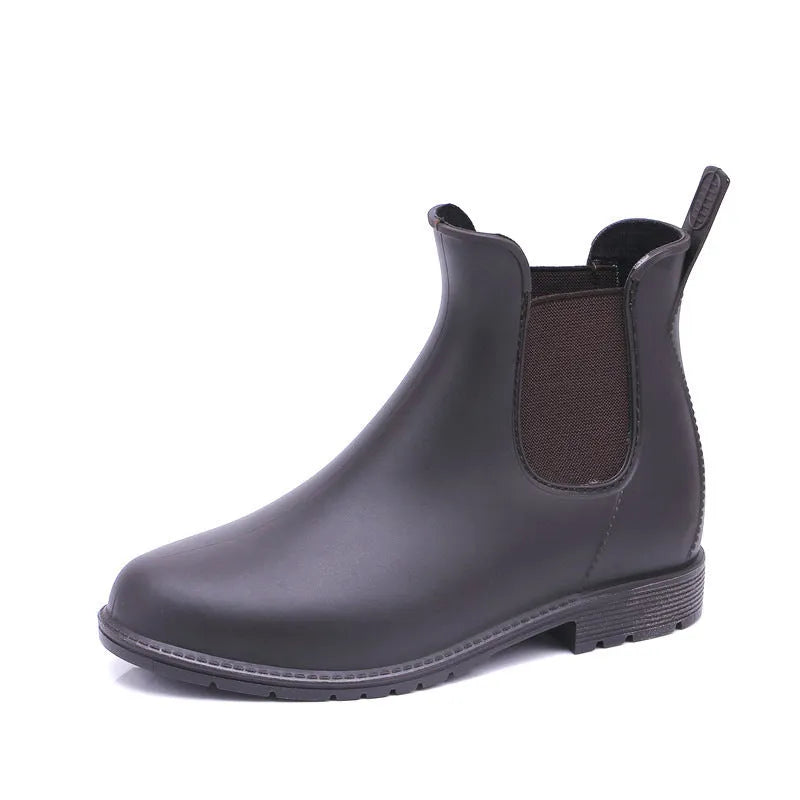 Women's PVC rain boots in black, Martin style with low tube and low heel design
