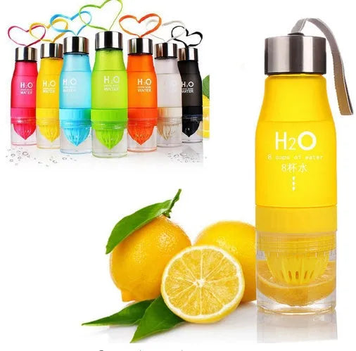 Frosted plastic lemon cup drinking bottle with 650ml capacity and BPA-free construction