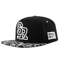 Adjustable cotton baseball cap with dome crown and letter embroidery in black or white colour
