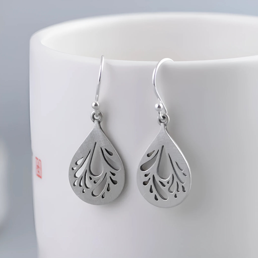 925 silver hollow water drop earrings with retro craft style and grinding finish