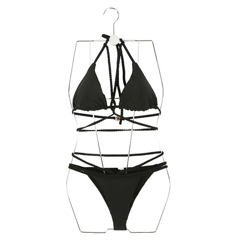 Black and red women's two-piece nylon bikini swimsuit for swimming