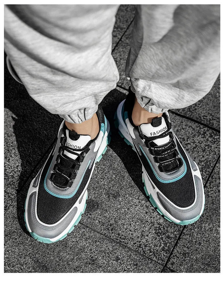 Men's breathable mesh running shoes with injection moulded sole, front lace-up, black and blue colour, size 39-44