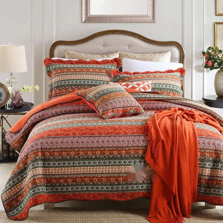 Quilted cotton bed cover three-piece set with decorative pattern on 1.5-1.8m bed