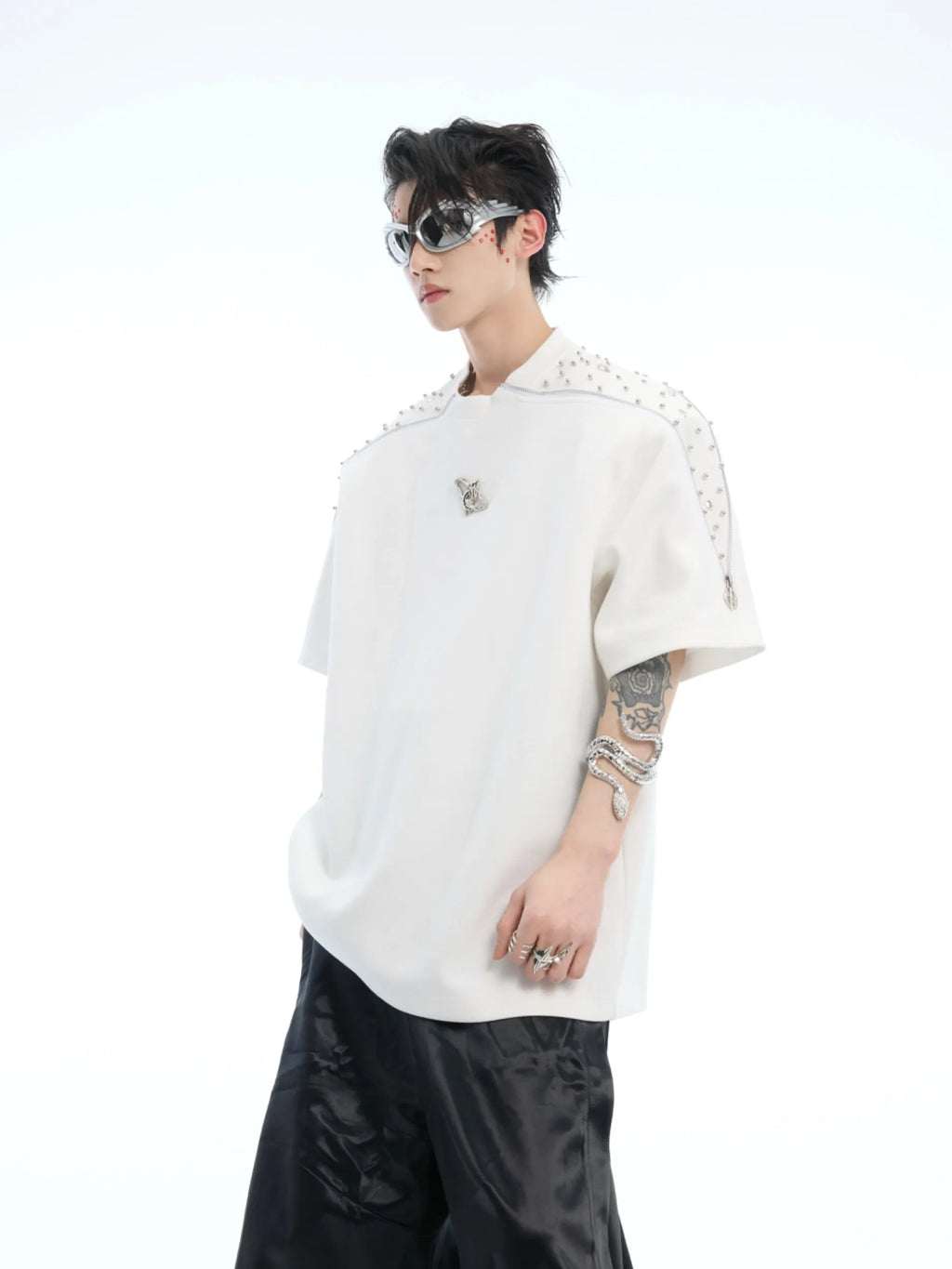 White loose fit short sleeve t-shirt with rhinestone metal zipper patchwork detailing for women