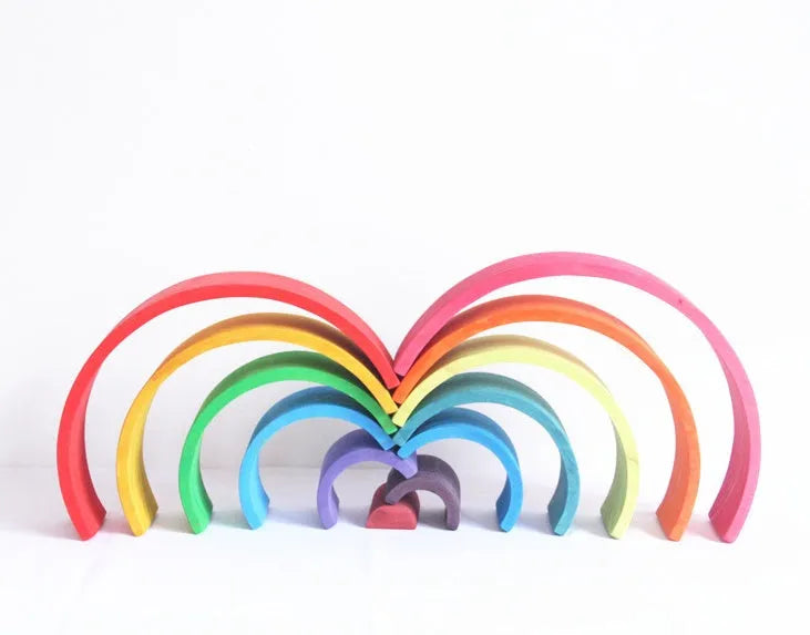 12-piece wooden rainbow arch bridge building blocks in New Zealand pine, flat size 84x35.5x18.5 cm, hand-dyed colours