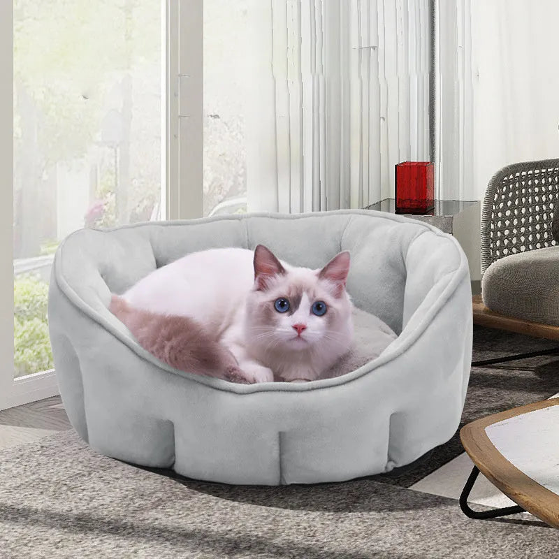 Grey plush cat kennel mat with hammock floor, measuring 46cm square, for winter warmth.