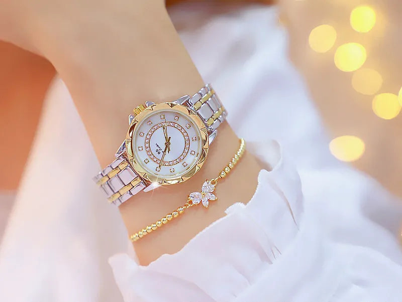 Women's diamond-set quartz wristwatch round alloy case 32mm gold finish mineral glass