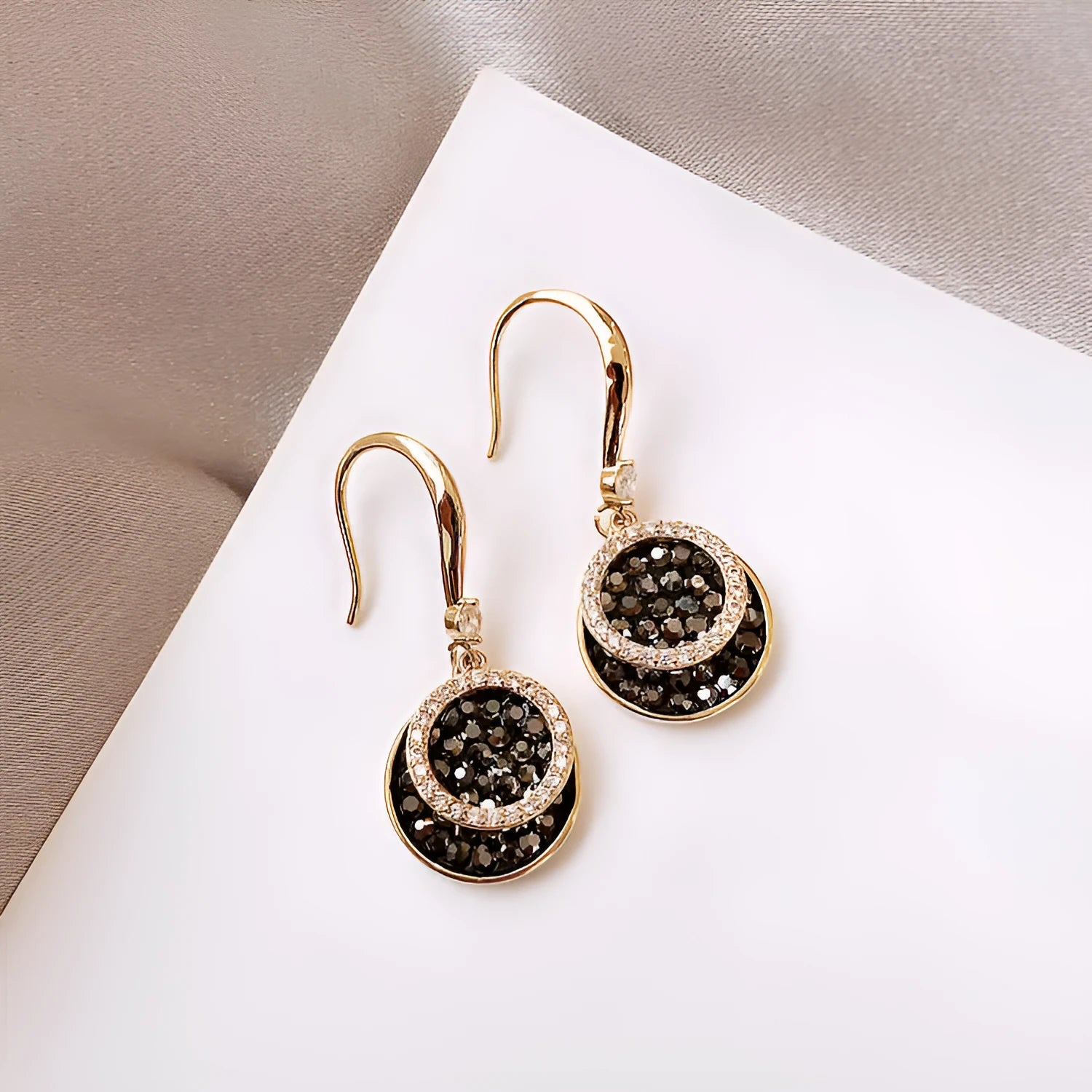 Black geometric alloy earrings with 3.6cm drop length and retro Hong Kong style