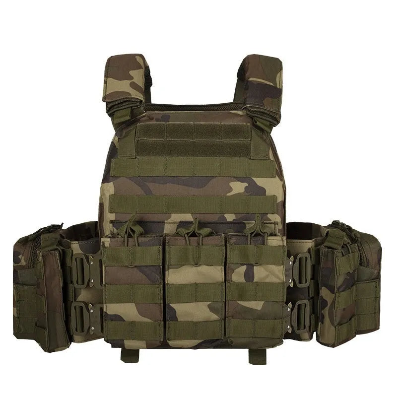 Polyester camouflage tactical vest in army green, black, green CP, or jungle camouflage patterns for outdoor training