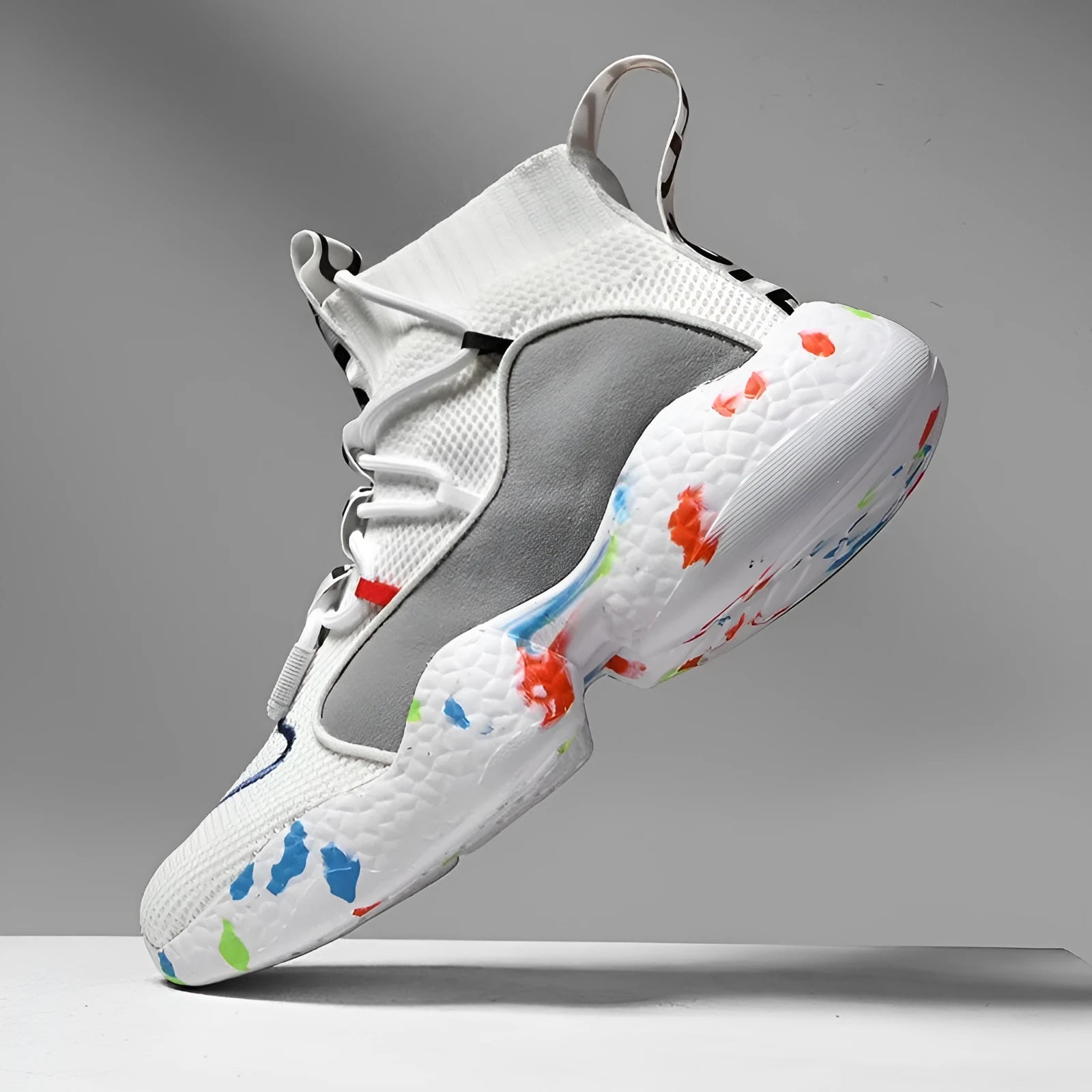 Men's camouflage pattern vulcanised sneakers with mesh upper and rubber sole