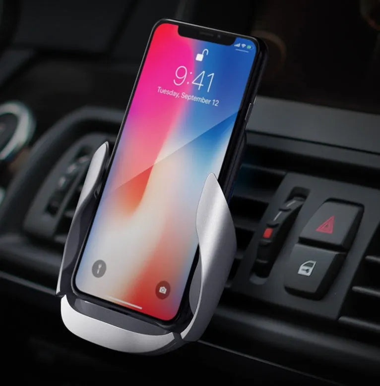 Black car wireless charger phone holder with air outlet clip and Micro USB port closed position