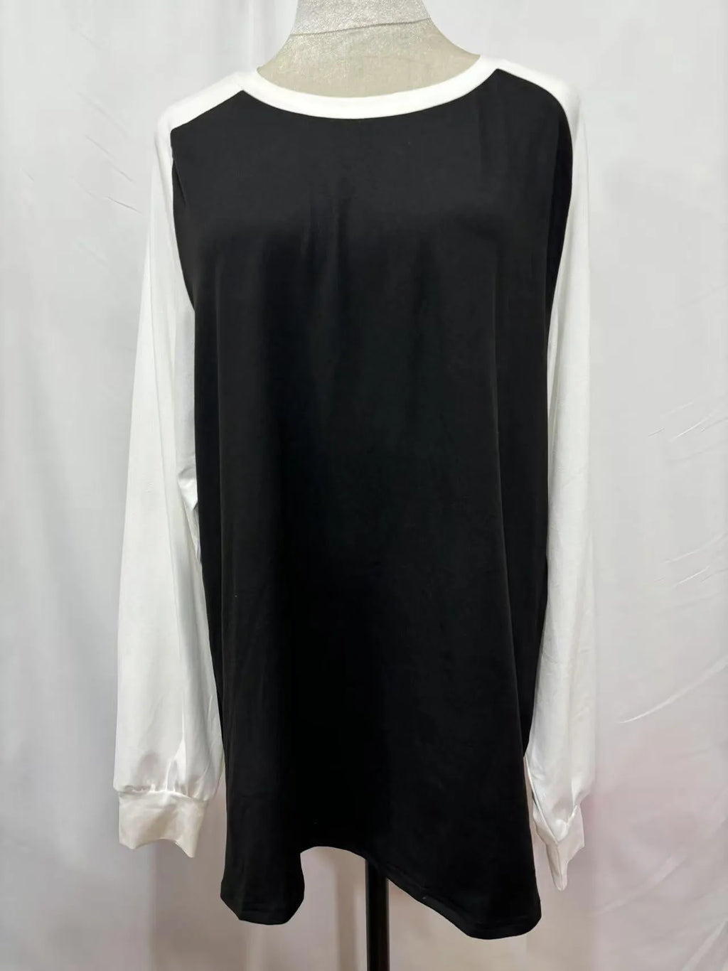 Long sleeve round neck T-shirt in polyester fabric available in multiple colours and sizes