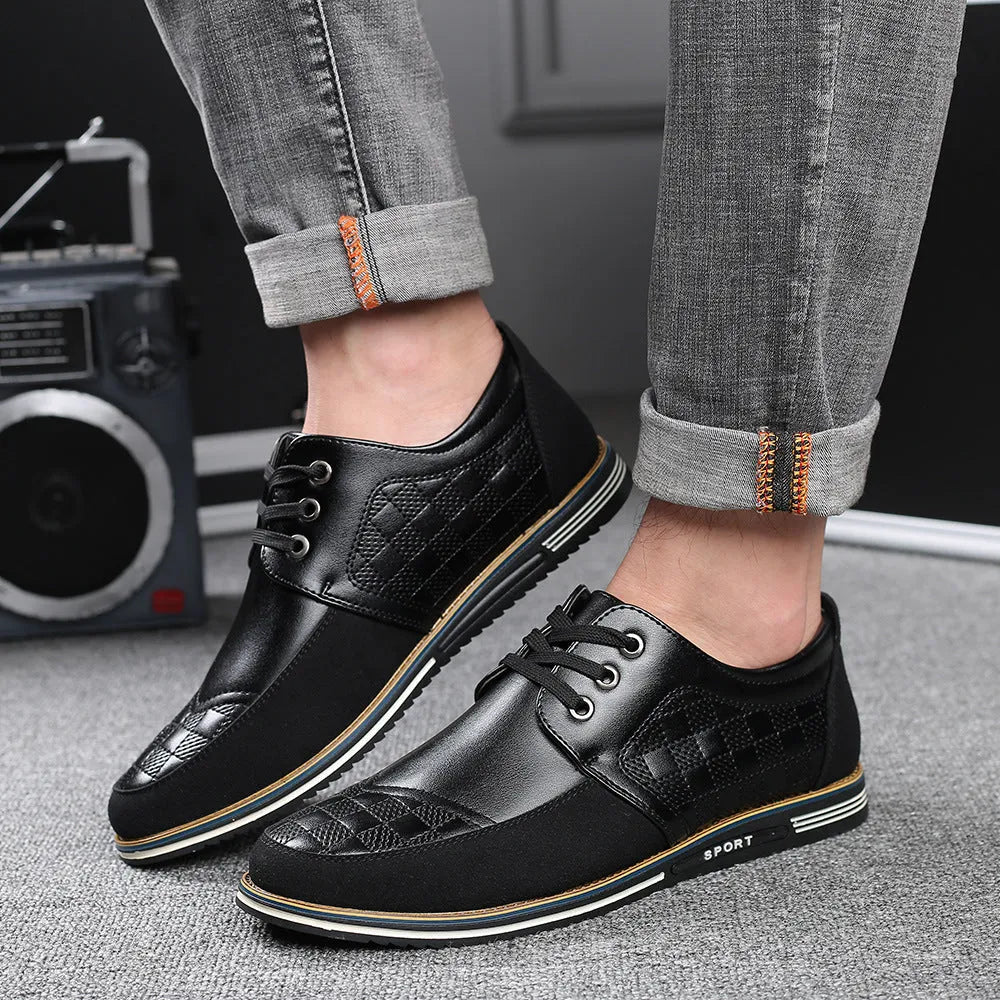 Men's casual hiking shoes with synthetic leather upper and lace-up front tie in black colour option