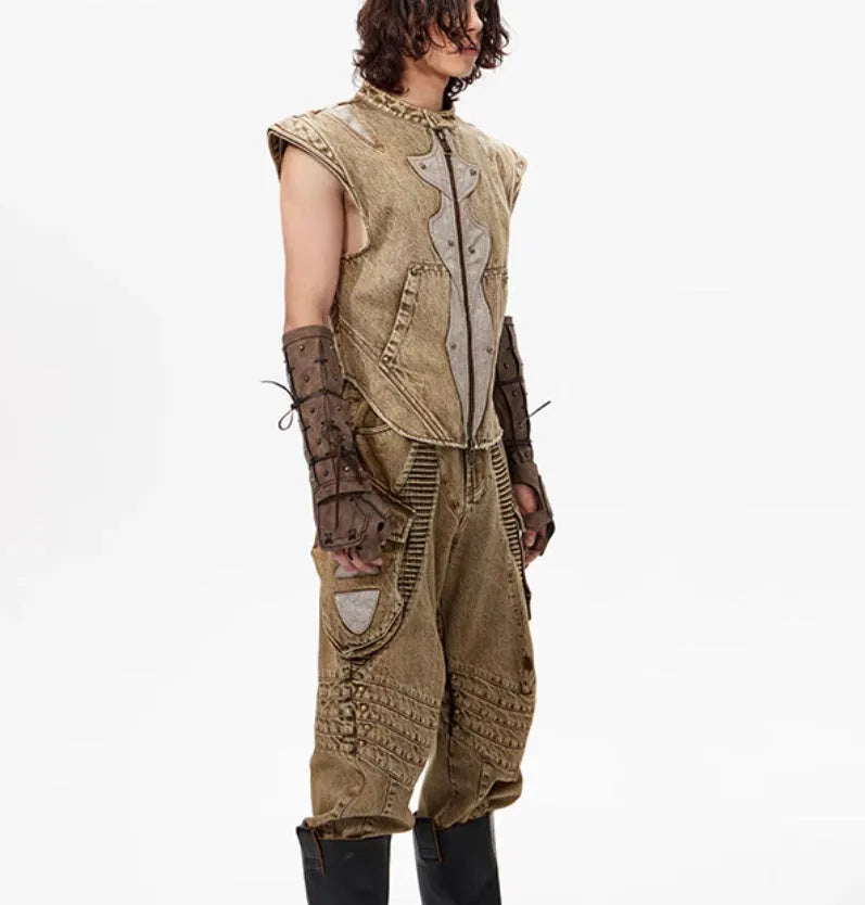 Dark wash cotton pleated vest for men in Korean style with size tags
