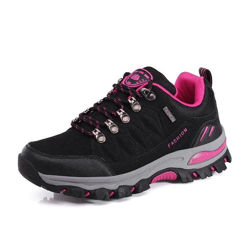 Outdoor hiking shoes low-top rubber sole solid colour design for off-road trekking