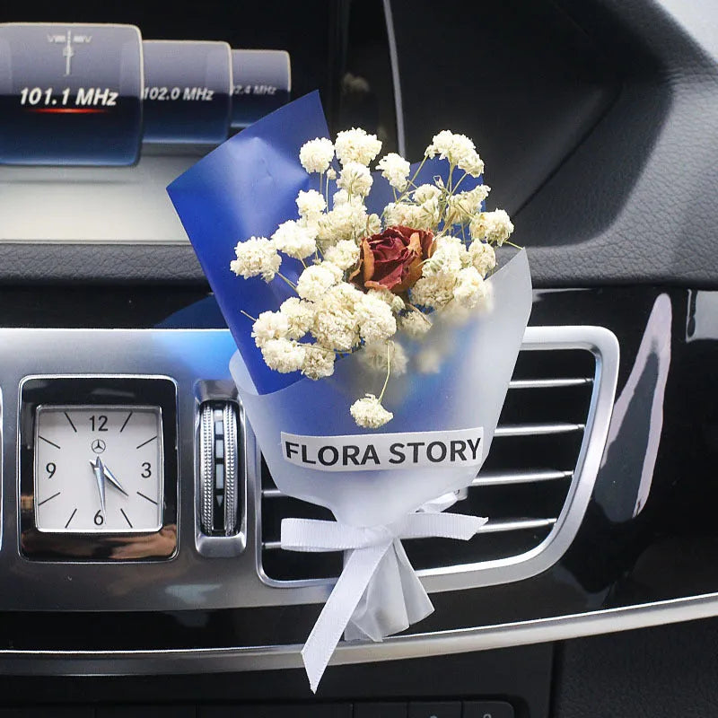 Mini dried flower bouquet for car vent attachment in multiple colour and style options