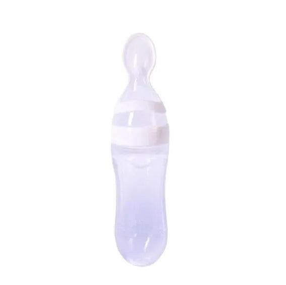 Clear disposable 18 oz paper drinking cup with a blue coloured lid on a table.