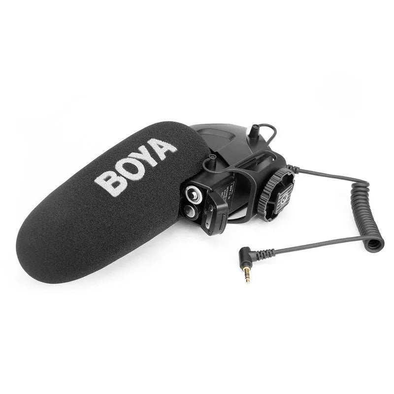 Set top super-heart directional microphone BY-BM3031 on a desk for recording and podcasting use