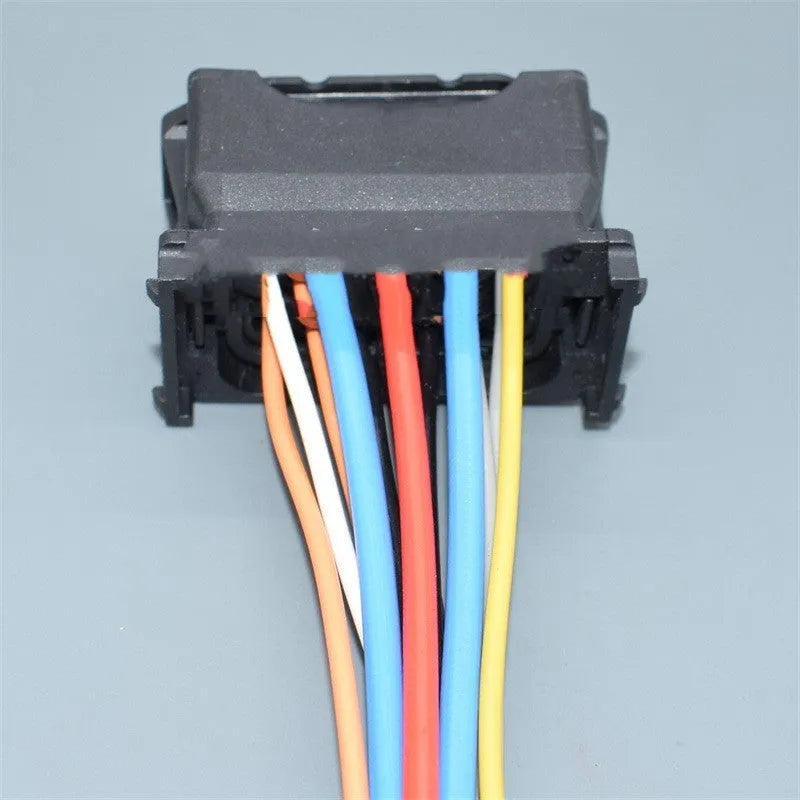 Black BMW headlight line speed plug connector for X1 E90 E92 models, part DJ7121W-1.5 2.8-21