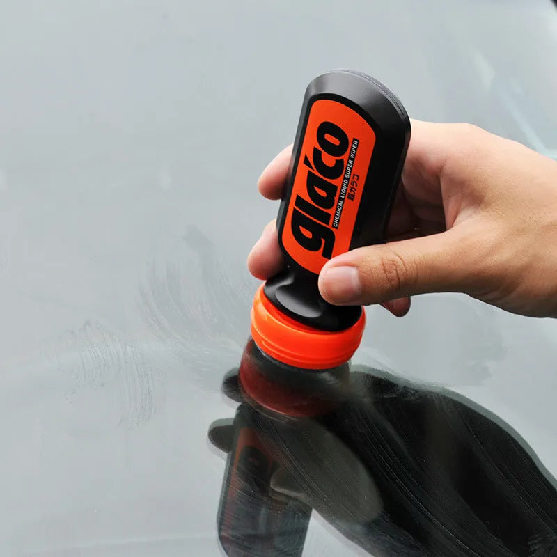 70ml bottle of transparent car glass rain repellent spray with spray mechanism